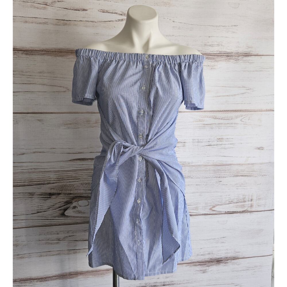 Lord & Taylor Design Lab Off the Shoulder Blue and White Stripe Dress sz M